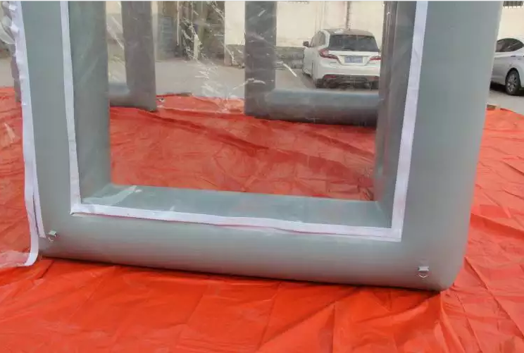 Outdoor inflatable spray paint booth tent
