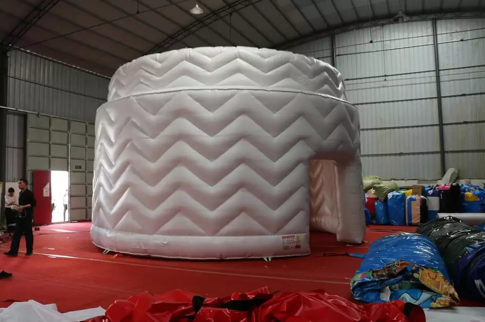 Giant Inflatable Cake for Advertising